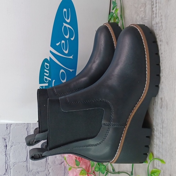 Aqua College Demi Waterproof Chelsea Boot NIB - Picture 4 of 8